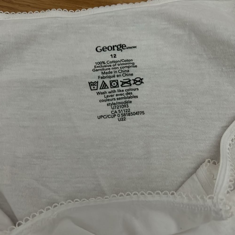 Bundle - Picture 3 of 3